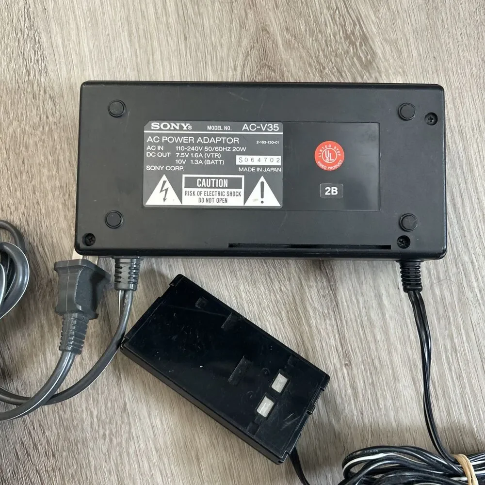 Sony AC-V35 Handycam AC Power Supply Adapter Charger Cord Video8 Hi8 Japan Works